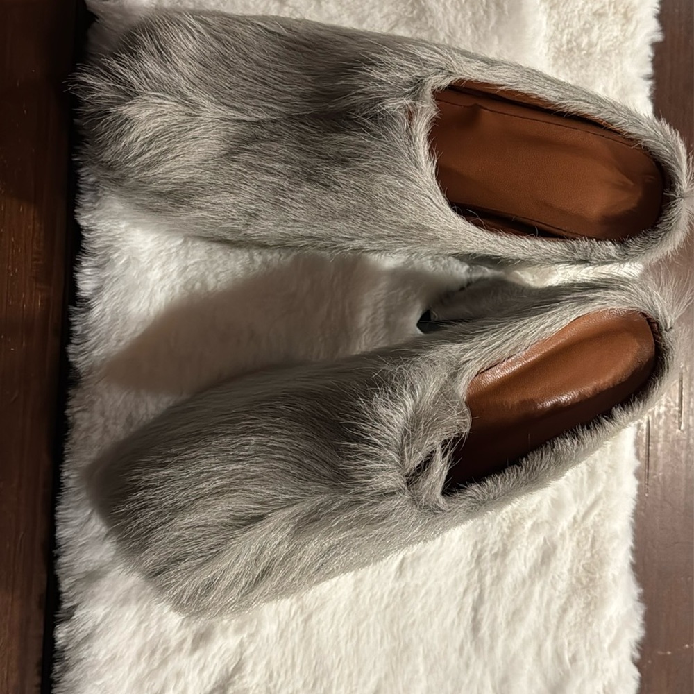 Wowza! Furry slip on heel clog NWT